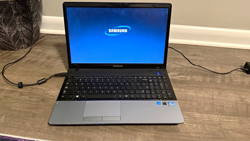 Samsung np300e5c - np300e5c, 15.6"